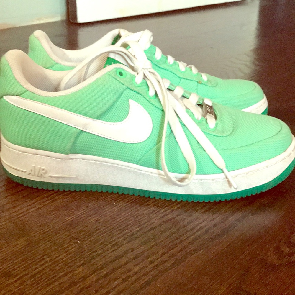 Green Nike Air-Force 1's 10
